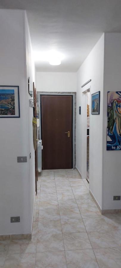 Apartamento Ampio Monolocale Con Terrazzo - A 2 Passi Dal Mare Latte Exterior foto